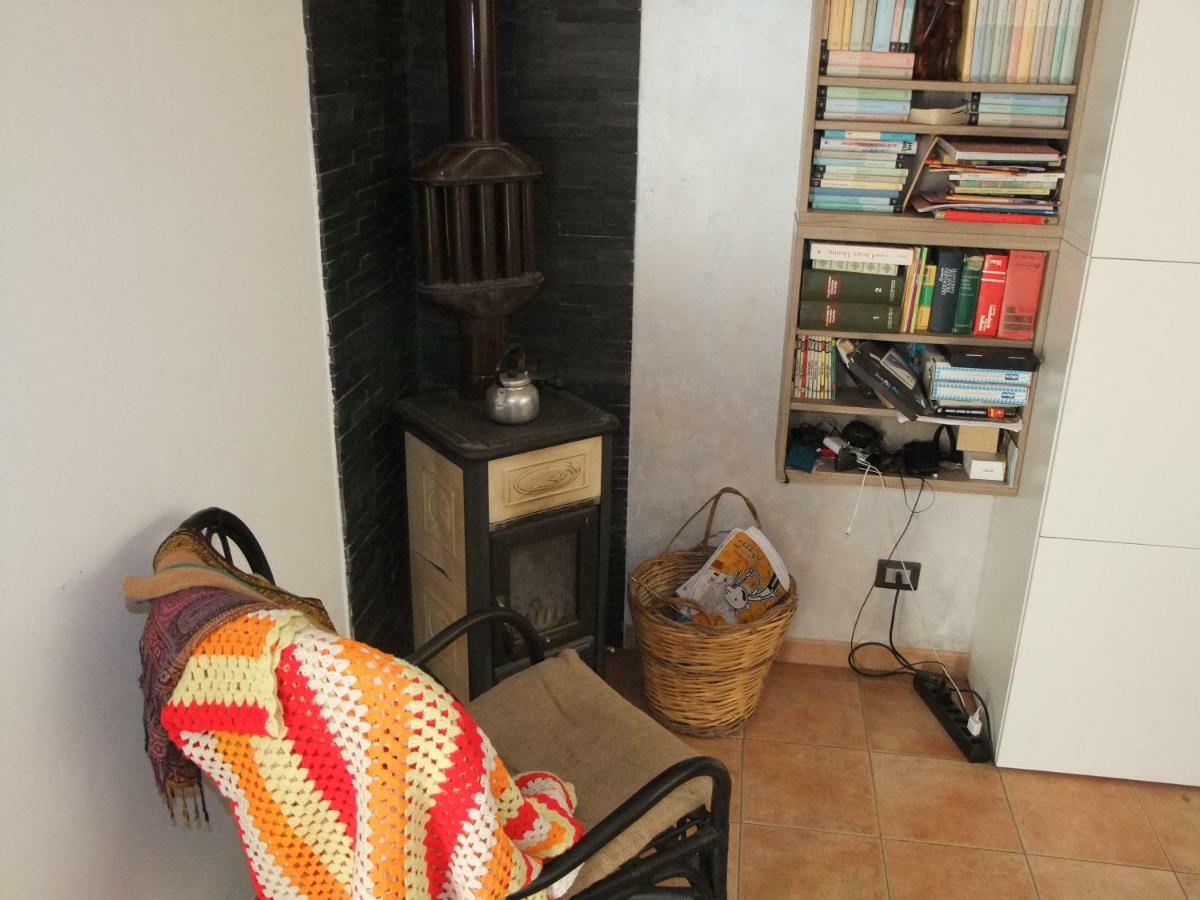 Bed and Breakfast Il Filo Di Paglia Комизо Экстерьер фото