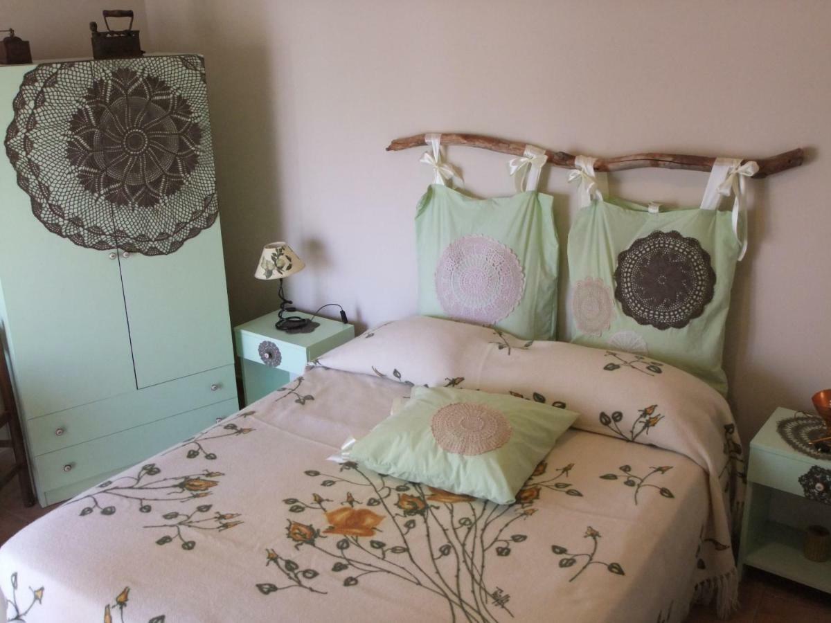 Bed and Breakfast Il Filo Di Paglia Комизо Экстерьер фото